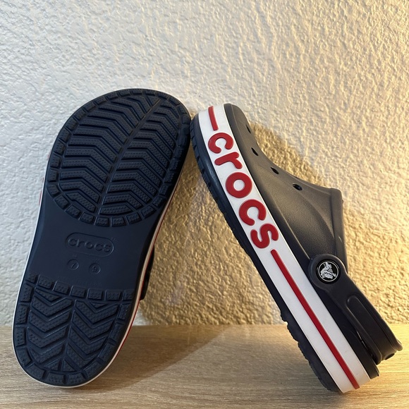 CROCS Bayaband Unisex Navy Red White Clogs - Picture 10 of 10